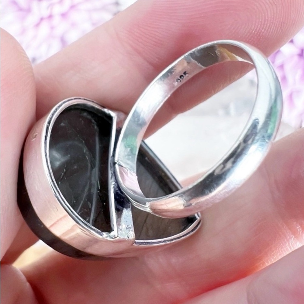 Purple Flash Labradorite Ring Size 8 Sterling Silver 925 Handmade Pear Cut New - Picture 2 of 6